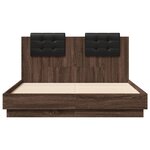 vidaXL Cadre de lit avec LED sans matelas chêne marron 135x190 cm
