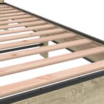 vidaXL Cadre de lit chêne sonoma 200x200 cm bois d'ingénierie et métal
