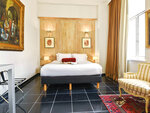 SMARTBOX - Coffret Cadeau Escapade romantique et relaxante en hôtel 5* à Lille -  Séjour