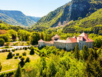 SMARTBOX - Coffret Cadeau 2 jours en suite dans un château 4* près d'Annecy -  Séjour