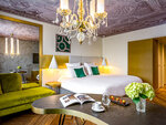 SMARTBOX - Coffret Cadeau 3 jours d'exception en chambre Deluxe avec spa à l'hôtel 4* MGallery Le Louis Versailles Château -  Séjour