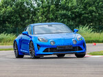 SMARTBOX - Coffret Cadeau Stage de pilotage multivolant : 2 tours en Alpine et 2 tours en Lamborghini Gallardo sur le circuit de Magny-Cours -  Sport & Aventure
