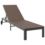 Chaise longue vidaXL avec roues en poly rattan marron