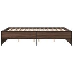vidaXL Cadre de lit chêne marron 140x190 cm bois d'ingénierie et métal