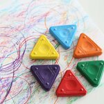 PRIMO 077TRI30 Triangles a la cire pour frottage, extremement durables, super résistants, en pot a 30 pieces, 10 couleurs differénte