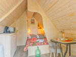 SMARTBOX - Coffret Cadeau 2 jours insolites en cabane au milieu des vignes près d'Angoulême -  Séjour