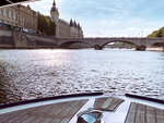SMARTBOX - Coffret Cadeau Croisière gourmande sur la Seine avec champagne et collation pour 4 -  Gastronomie