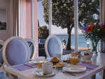 SMARTBOX - Coffret Cadeau Séjour romantique sur la Côte d'Azur : 2 jours en hôtel 4* à Nice -  Séjour