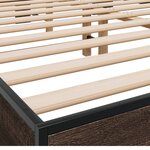 vidaXL Cadre de lit chêne marron 150x200 cm bois d'ingénierie et métal