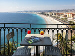 SMARTBOX - Coffret Cadeau Séjour romantique sur la Côte d'Azur : 2 jours en hôtel 4* à Nice -  Séjour