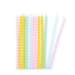 12 bougies longues torsadées pastel - 12cm