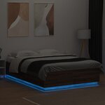 vidaXL Cadre de lit avec LED sans matelas chêne marron 160x200 cm