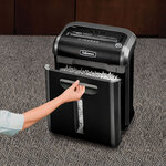 Destructeur Powershred 79Ci coupe croisée 3,9 x 38 mm 14 Feuilles 23 L FELLOWES