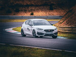 SMARTBOX - Coffret Cadeau Stage de pilotage : 6 tours sur le circuit du Val de Vienne en Cupra Leon ou en BMW Superberline 2.0 -  Sport & Aventure