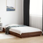 vidaXL Cadre de lit avec lumières LED chêne marron 75x190 cm