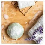 Duo d'éponges Konjac Nature et Konjac à l'argile verte et au thé vert