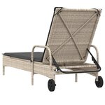 vidaXL Chaise longue avec roues et coussins gris clair résine tressée