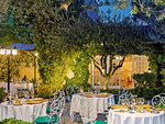SMARTBOX - Coffret Cadeau 2 jours en auberge 5* avec dîner gastronomique et spa près d'Avignon -  Séjour