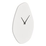 Horloge murale organique Vienna ciment blanc cassé 28 x 33 cm