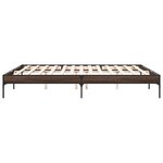 vidaXL Cadre de lit chêne marron 200x200 cm bois d'ingénierie et métal