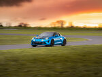 SMARTBOX - Coffret Cadeau Stage de pilotage : 2 tours sur le circuit de Dijon-Prenois en Alpine A110 R -  Sport & Aventure