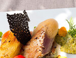 SMARTBOX - Coffret Cadeau Séjour gourmand et détente aux portes de Grenoble : 2 jours en château avec dîner et 2h au spa -  Séjour