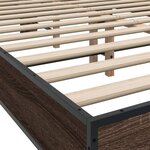 vidaXL Cadre de lit chêne marron 140x190 cm bois d'ingénierie et métal