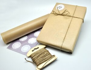 Kit paquet cadeau kraft et sticker dentelle