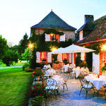 SMARTBOX - Coffret Cadeau Escapade élégante et gourmande de 2 jours en hôtel 4* au cœur du Périgord -  Séjour