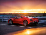 SMARTBOX - Coffret Cadeau Stage de pilotage : 2 tours sur le circuit de Vaison en Ferrari F8 -  Sport & Aventure