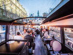 SMARTBOX - Coffret Cadeau Dîner insolite 3 plats avec visite de Paris dans le bus à impériale Le Champs-Élysées -  Gastronomie