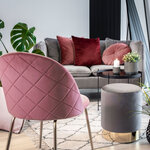 2 chaises de salle à manger en velours rose avec pieds en laiton